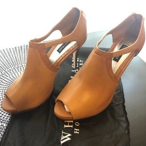 White House Black Market Hummingbird Shoes